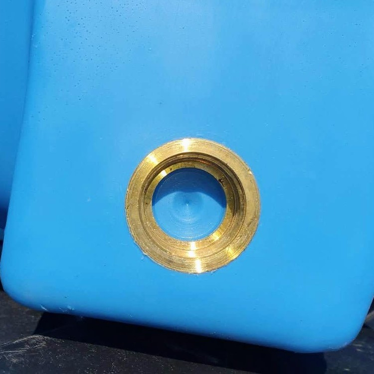 Ємність G-250 для води та харчових продуктів, бочка для зберігання дизельного палива або хімічних речовин Ємність G-250 для води та харчових продуктів, бочка для зберігання дизельного палива або хімічних речовин