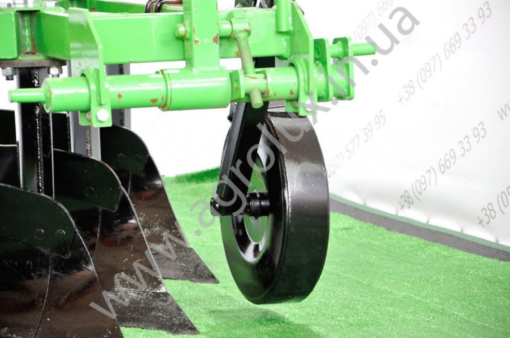 ���� ������� 3� ��������� (3�30��.) �� ������ ����� 