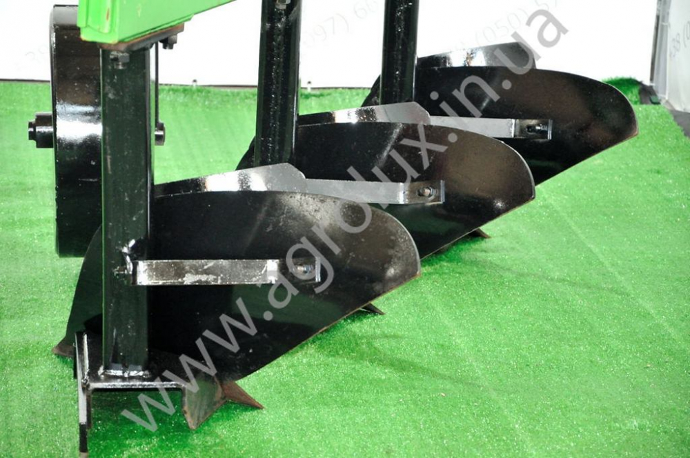 ���� ������� 3� ��������� (3�30��.) �� ������ ����� 