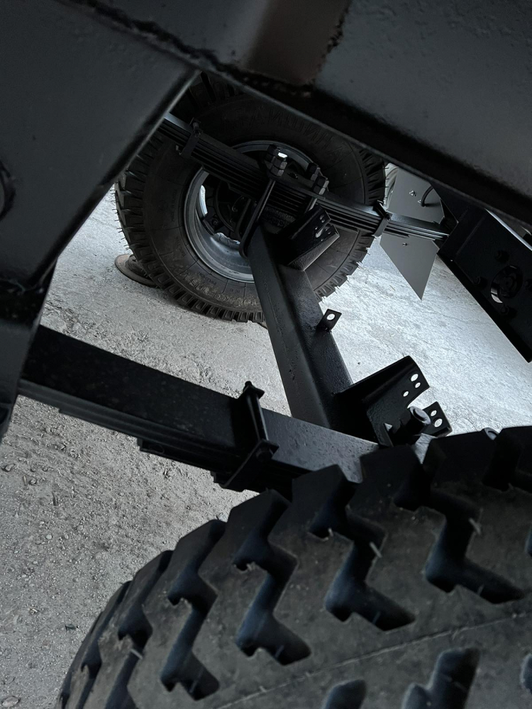 Причіп тракторний самоскидний 2птс6 Причіп тракторний самоскидний 2птс6