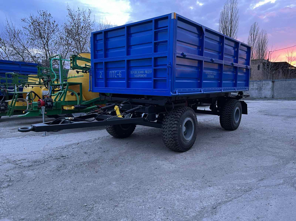 Причіп тракторний самоскидний 2птс6 Причіп тракторний самоскидний 2птс6
