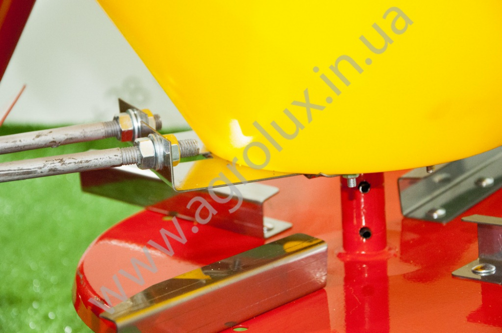 �������� ���������� ������ 500 ��., ��������� ������ (4 ��������)