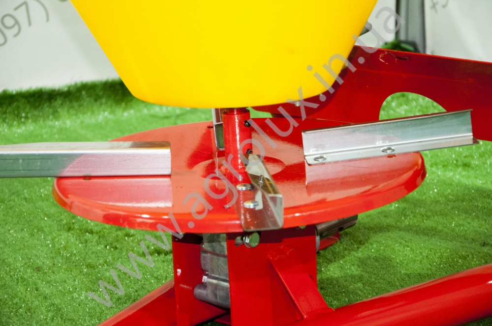 �������� ���������� ������ 500 ��., ��������� ������ (4 ��������)