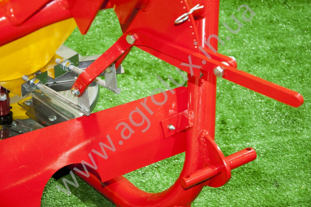 �������� ���������� ������ 500 ��., ������ ��������� (6 ��������)