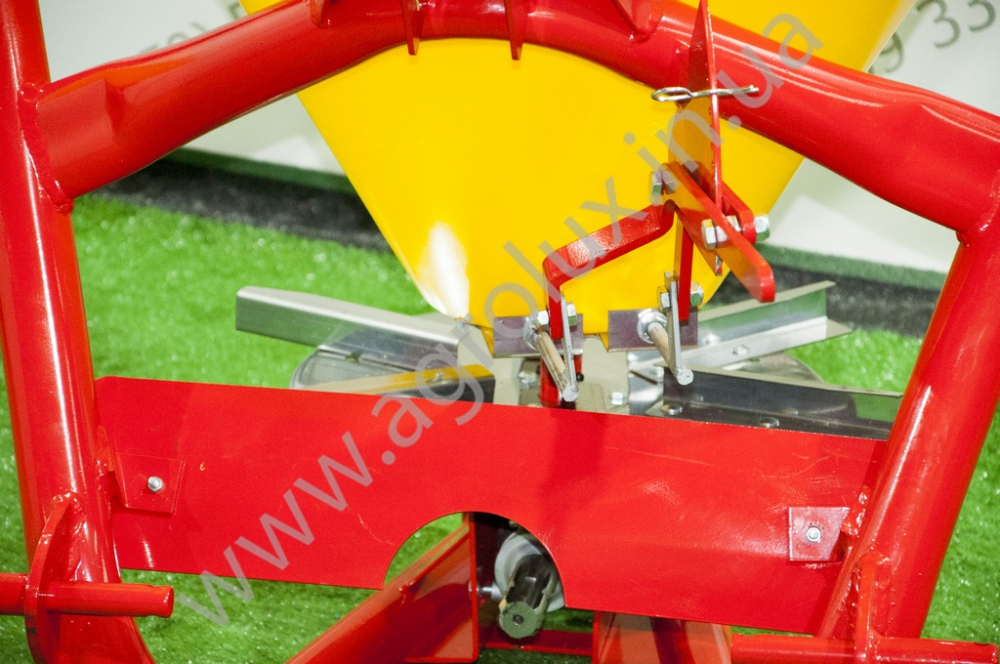 �������� ���������� ������ 500 ��., ������ ��������� (6 ��������)