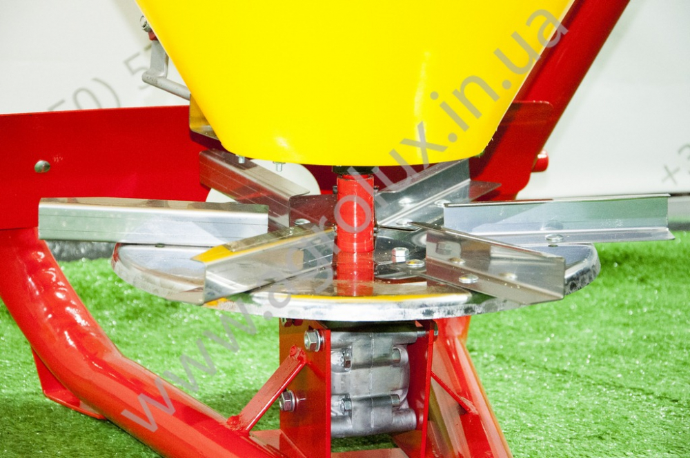 �������� ���������� ������ 500 ��., ������ ��������� (6 ��������)