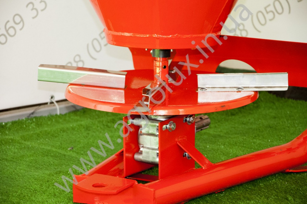 �������� ���������� ������ 500 ��., ������ ��������� (4 ��������), ���������