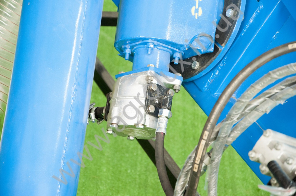 Завантажувач бортовий ЗС-30М-01 Завантажувач бортовий ЗС-30М-01