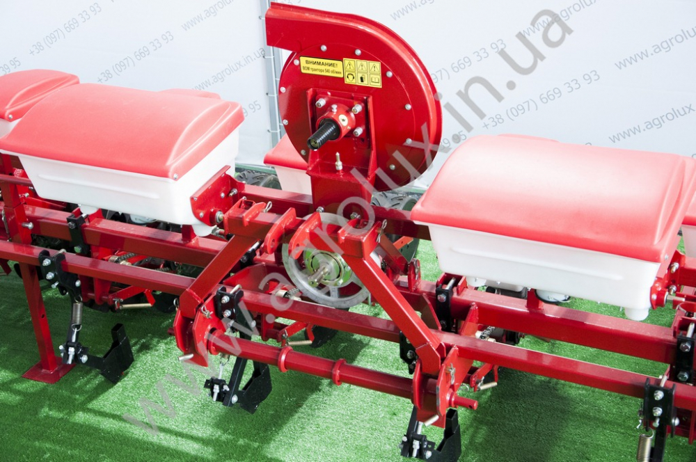 Сівалка пневматична точного висіву Веста УПС-8-03, 16 Сівалка пневматична точного висіву Веста УПС-8-03, 16