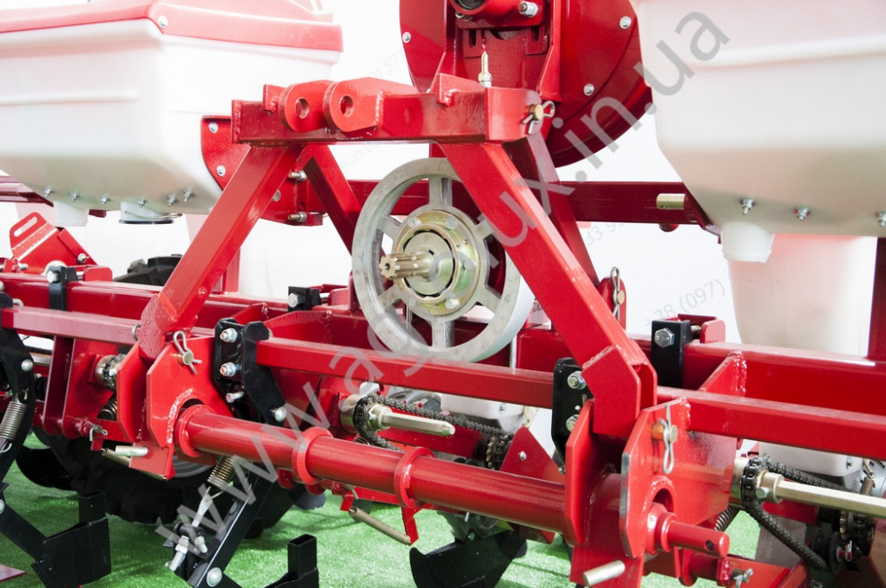 Сівалка пневматична точного висіву Веста УПС-8-03, 16 Сівалка пневматична точного висіву Веста УПС-8-03, 16