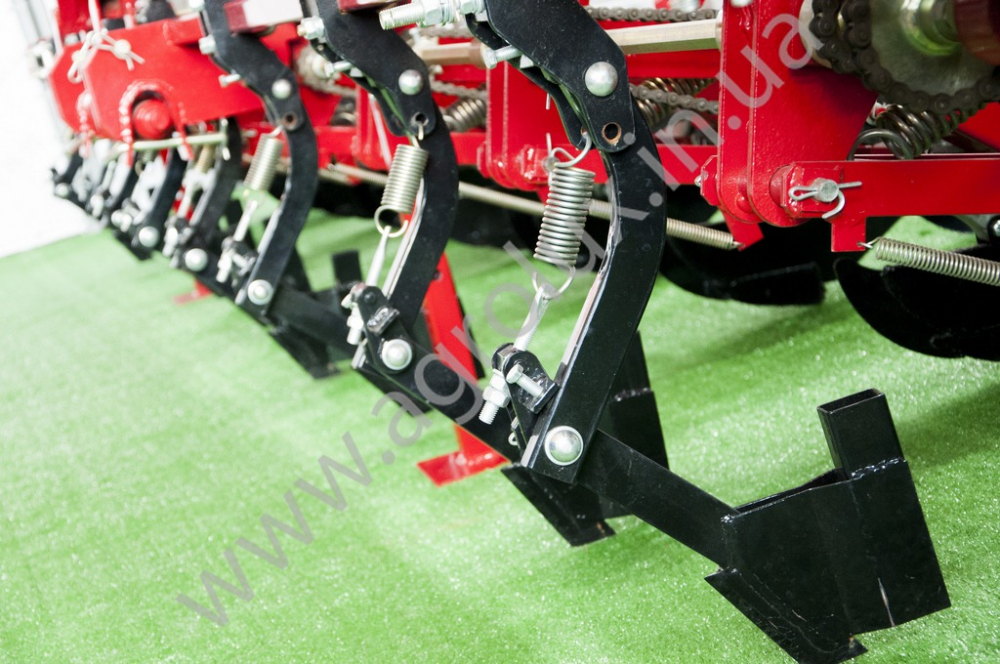 Сівалка пневматична точного висіву УПС-8-02, 16 Сівалка пневматична точного висіву УПС-8-02, 16