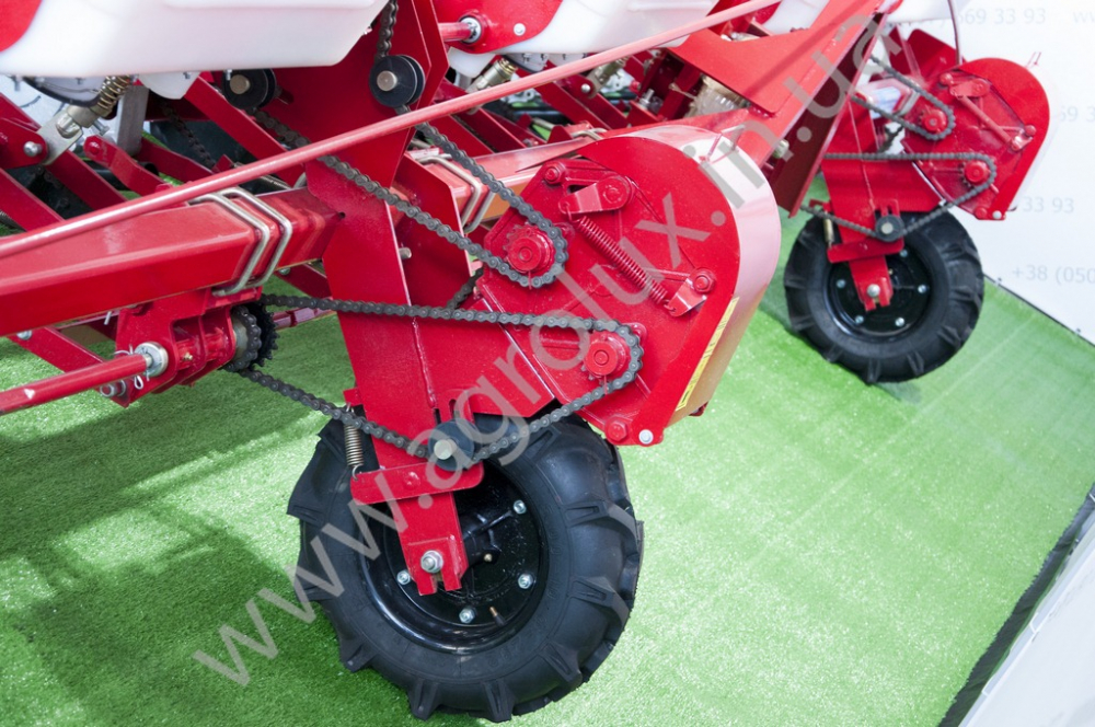 Сівалка точного висіву Веста 8 (УПС-8) модернізована, банка метал Сівалка точного висіву Веста 8 (УПС-8) модернізована, банка метал