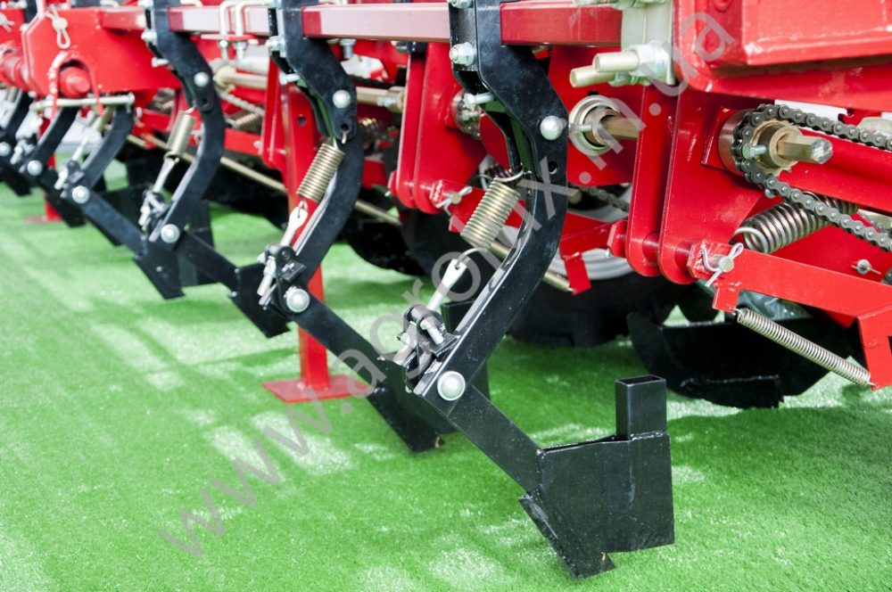 Сівалка пневматична точного висіву Веста УПС-8-03, 16 Сівалка пневматична точного висіву Веста УПС-8-03, 16