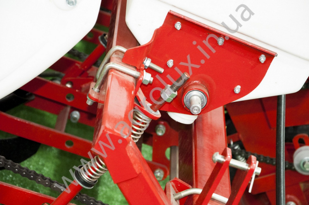 Сівалка гібрид точного висіву СУ-8 модернізована Сівалка гібрид точного висіву СУ-8 модернізована