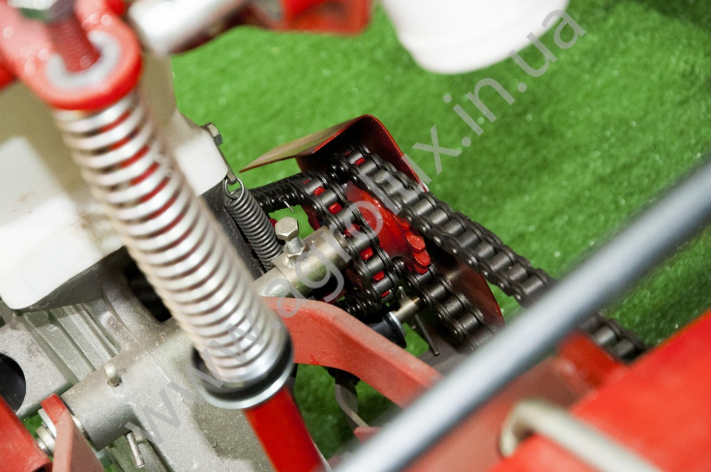 Сівалка гібрид точного висіву СУ-8 модернізована Сівалка гібрид точного висіву СУ-8 модернізована