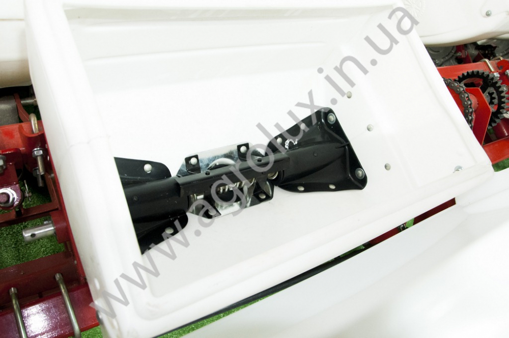 Сівалка гібрид точного висіву СУ-8 модернізована Сівалка гібрид точного висіву СУ-8 модернізована