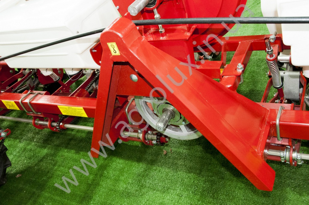 Сівалка гібрид точного висіву СУ-8 модернізована Сівалка гібрид точного висіву СУ-8 модернізована