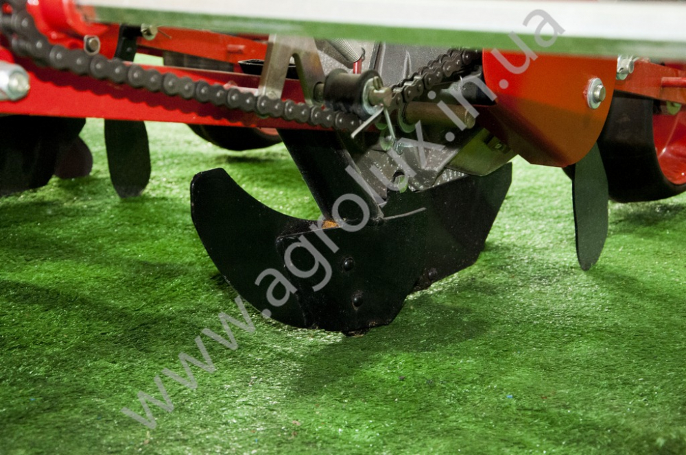 Сівалка гібрид точного висіву СУ-8 модернізована Сівалка гібрид точного висіву СУ-8 модернізована