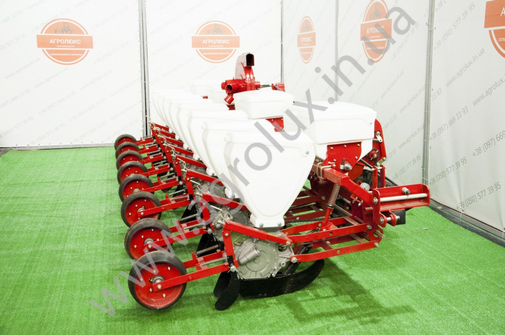 Сівалка гібрид точного висіву СУ-8 модернізована Сівалка гібрид точного висіву СУ-8 модернізована