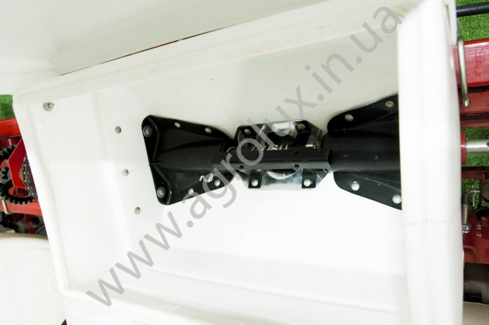 Сівалка гібрид точного висіву СУ-8 модернізована Сівалка гібрид точного висіву СУ-8 модернізована