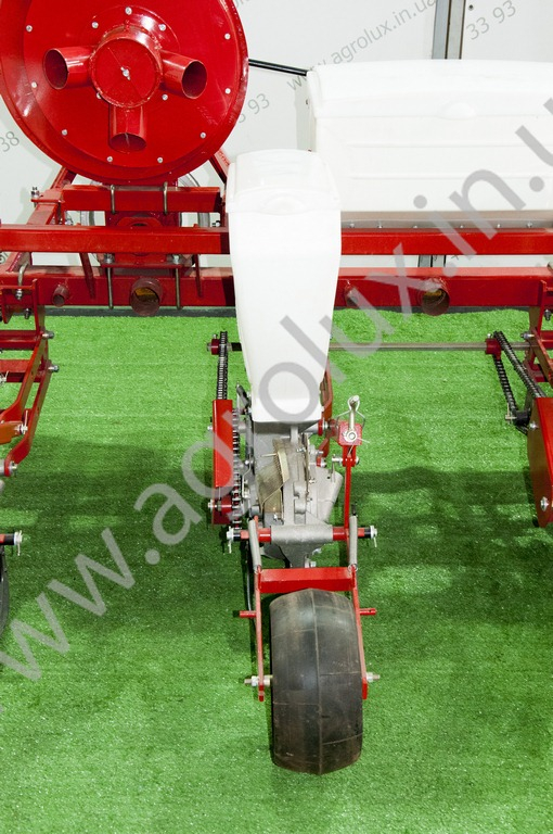 Сівалка гібрид точного висіву СУ-8 модернізована Сівалка гібрид точного висіву СУ-8 модернізована