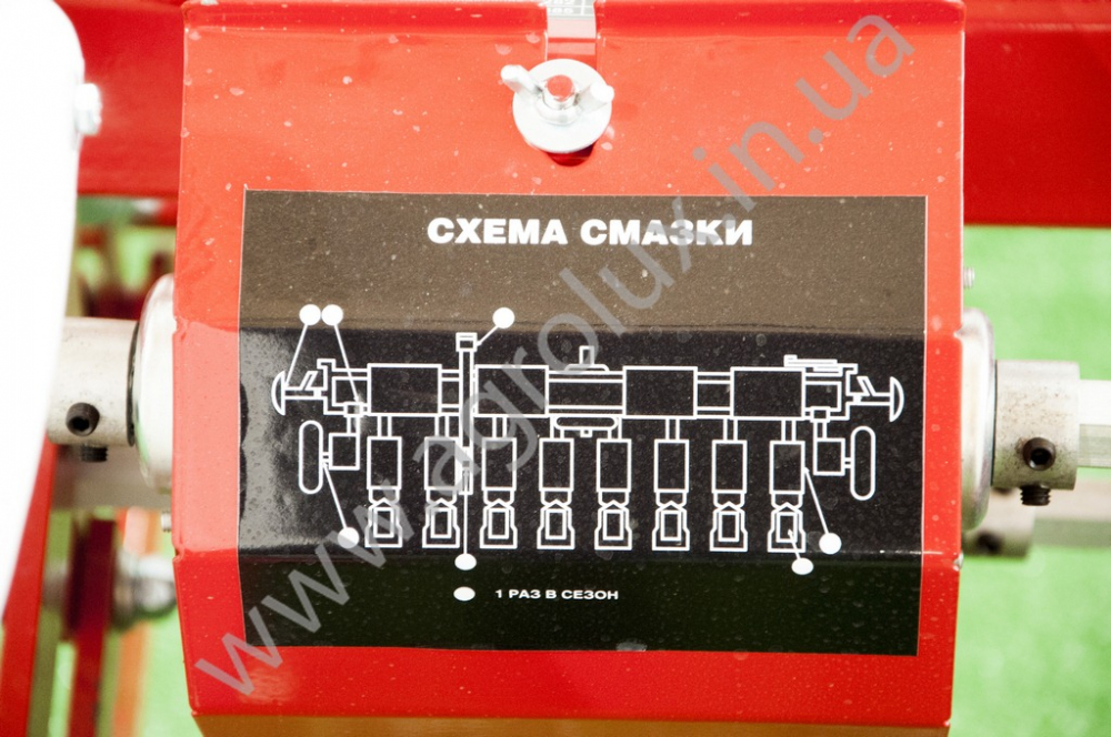 Сівалка пневматична точного висіву УПС-8-03, 16 Сівалка пневматична точного висіву УПС-8-03, 16