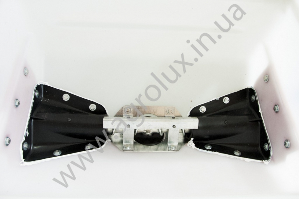 Сівалка пневматична точного висіву УПС-8-03, 16 Сівалка пневматична точного висіву УПС-8-03, 16