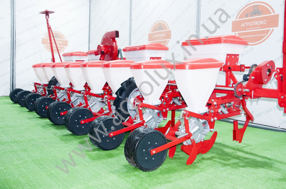 Сівалка точного висіву Веста УПС 8-04 Сівалка точного висіву Веста УПС 8-04