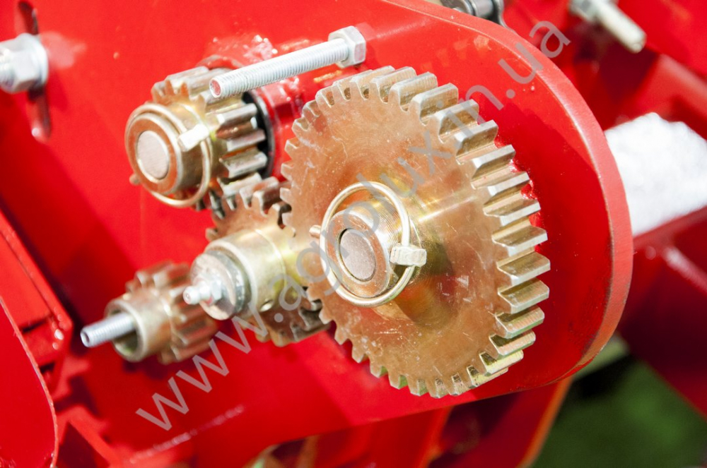 Сівалка пневматична точного висіву Веста УПС-4-04, 16 Сівалка пневматична точного висіву Веста УПС-4-04, 16