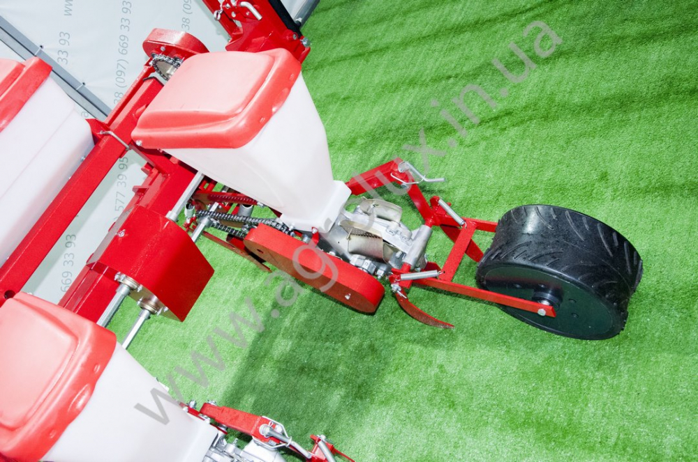 Сівалка Універсальна пневматична точного висіву Веста 8 з Транспортний пристрій Сівалка Універсальна пневматична точного висіву Веста 8 з Транспортний пристрій