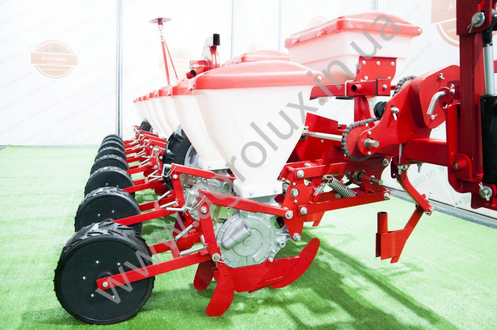 Сівалка Універсальна пневматична точного висіву Веста 8 з Транспортний пристрій Сівалка Універсальна пневматична точного висіву Веста 8 з Транспортний пристрій