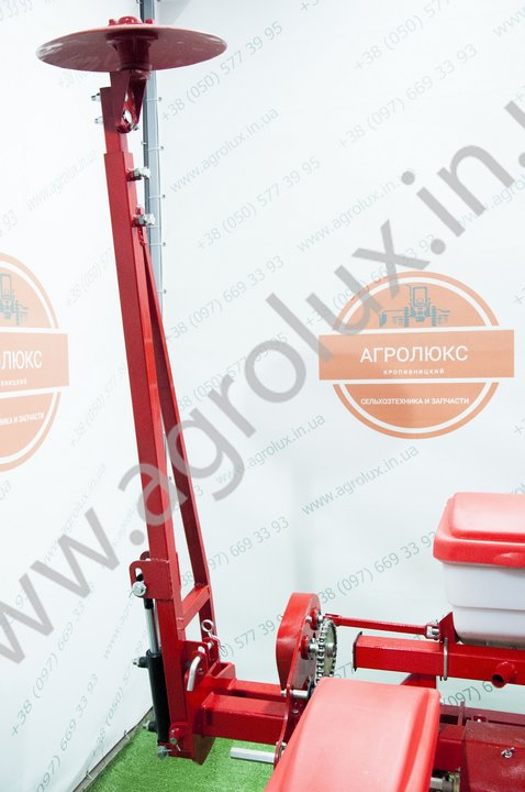 Сівалка Універсальна пневматична точного висіву Веста 8 з Транспортний пристрій Сівалка Універсальна пневматична точного висіву Веста 8 з Транспортний пристрій