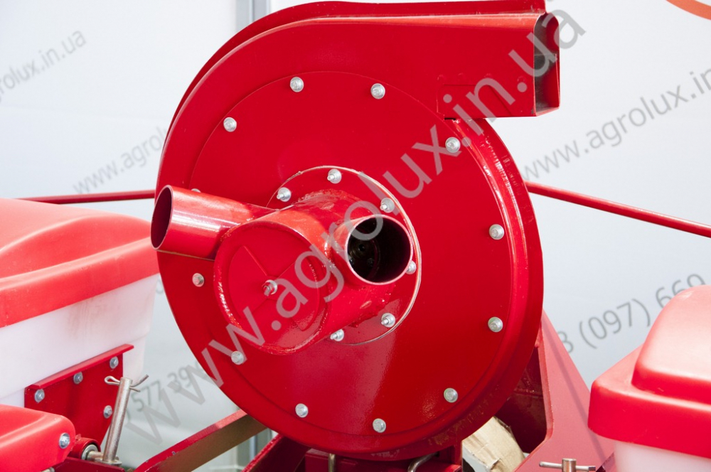 Сівалка точного висіву Веста 8 (УПС-8) модернізована Сівалка точного висіву Веста 8 (УПС-8) модернізована