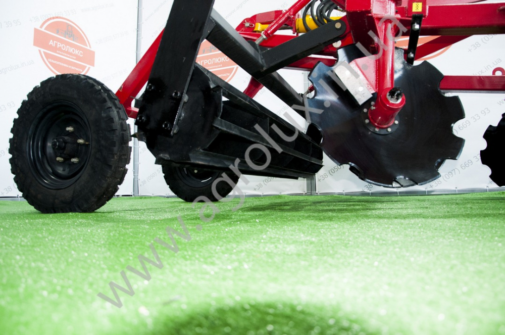 Транспортний пристрій для дискової борони типу АГ 2.1 Транспортний пристрій для дискової борони типу АГ 2.1